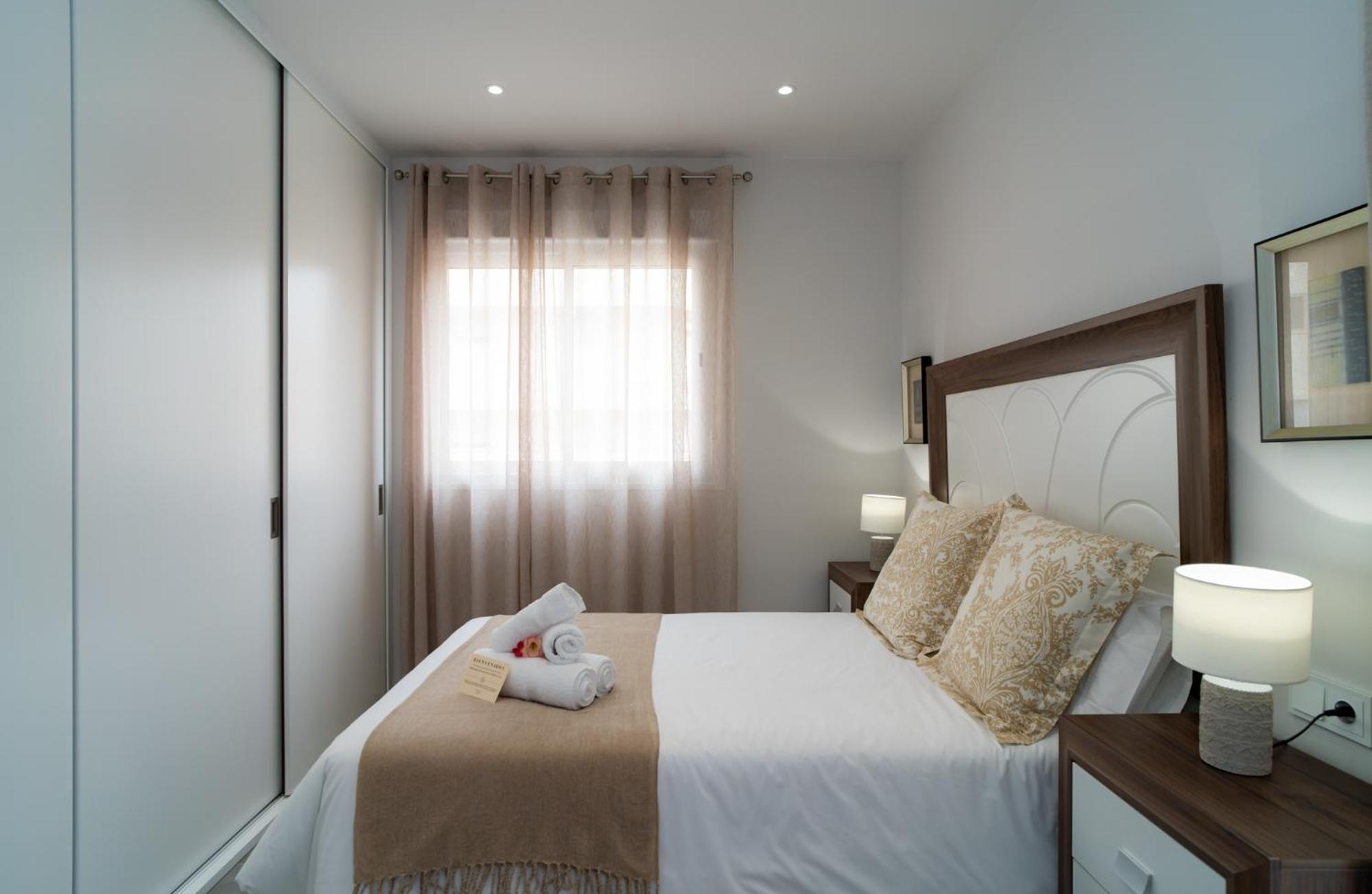 AAC Málaga - Con luz propia, amplio y nuevo! Apartamento Quarto foto