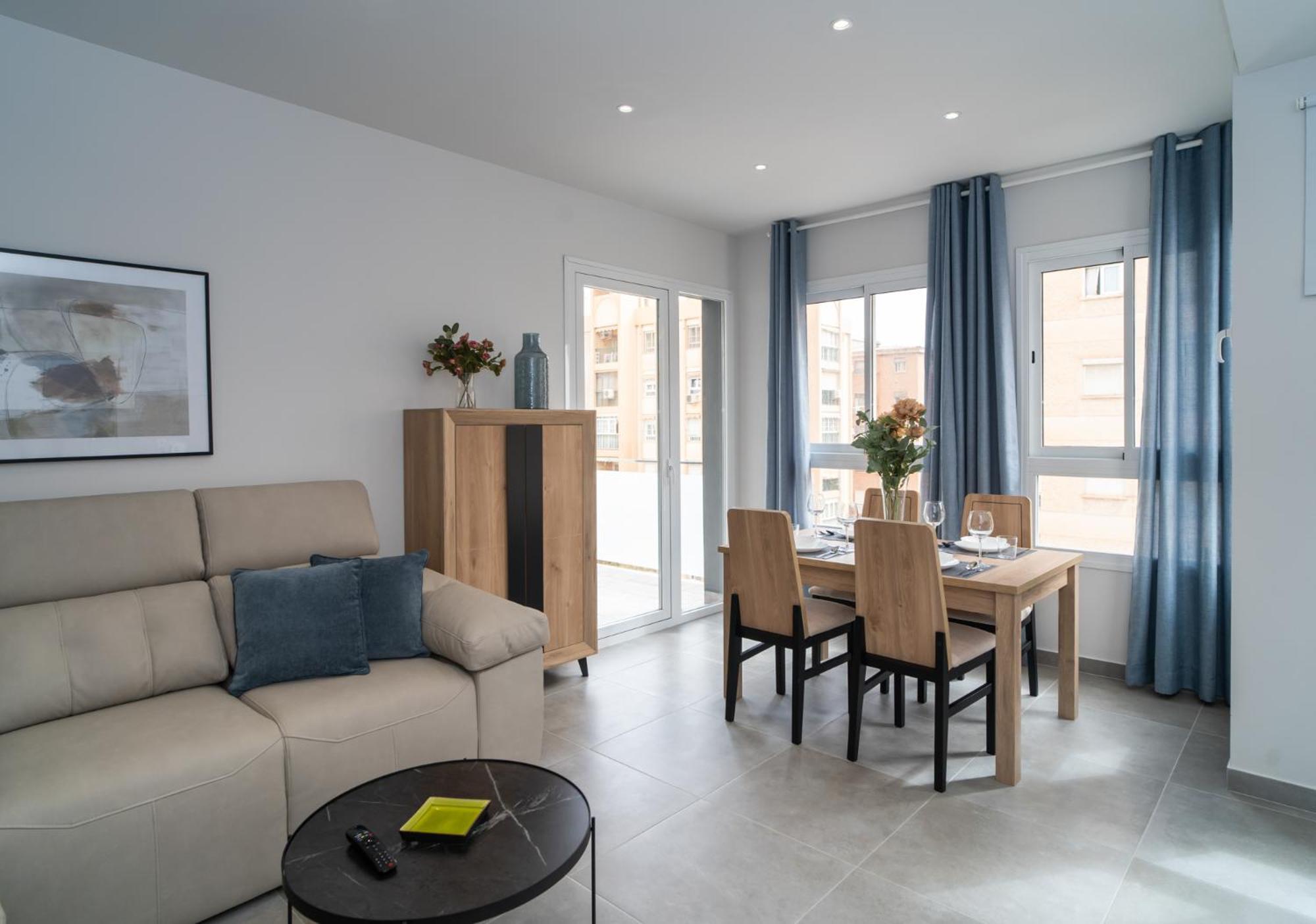 AAC Málaga - Con luz propia, amplio y nuevo! Apartamento Quarto foto